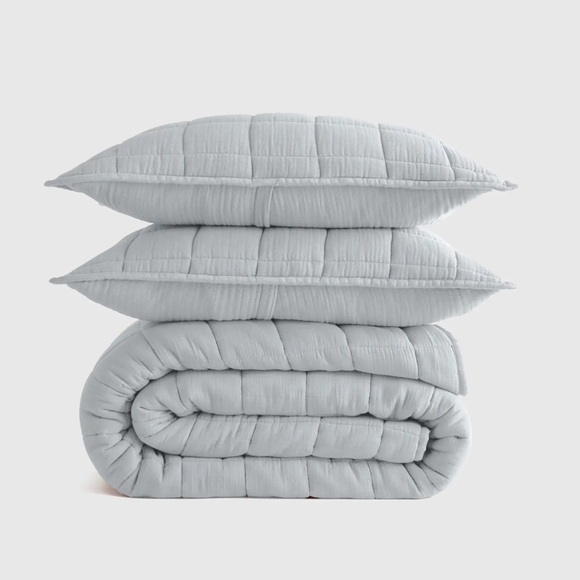 Quince Other - NWT QUINCE Organic Airy Gauze Box Quilt Set King/Cal King Mist 6592